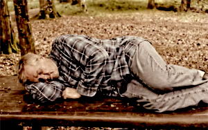 新研究揭示：熬夜真的會(huì)”變傻“！睡眠期間大腦會(huì)啟動(dòng)“排毒”程序，清除腦內(nèi)垃圾